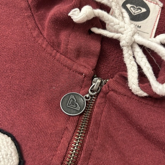 Roxy Deep Red Logo Hoodie with Zipper pockets Size M - Picture 9 of 9